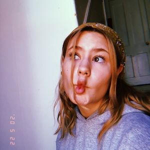 Meet your Posher, Sara